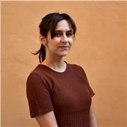 Insegnante di italiano, latino, storia e geografia laureata con il massimo dei voti offre lezioni individuali per bambini e adulti